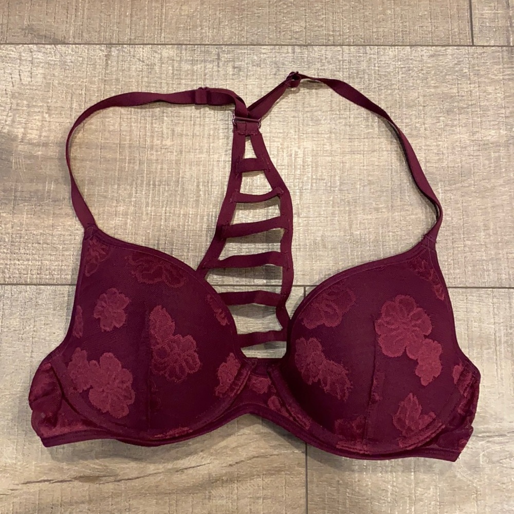 Maroon Victoria’s Secret Pink detailed back bra. NWOT never worn